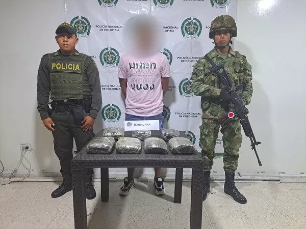 ft4trf2.jpeg Capturado hombre con más de tres mil dosis de marihuana en el sur del Tolima